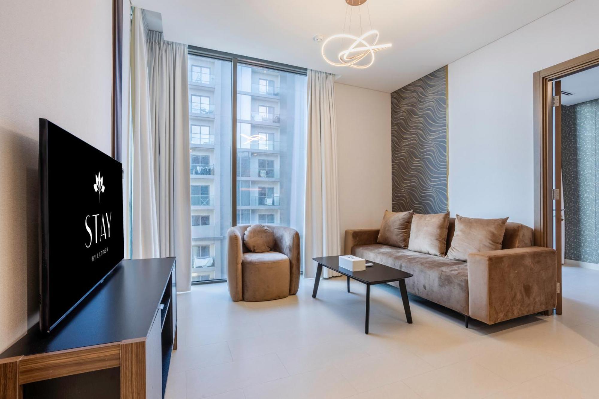 Stay By Latinem Luxury 1Br Plus Study Holiday Home Cv A2712 Near Downtown Дубай Екстериор снимка